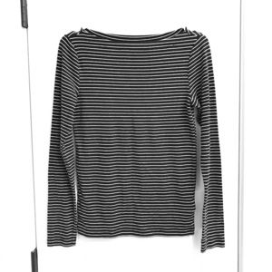 Gap navy striped long sleeved T size S